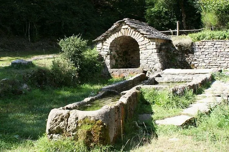 Gite Montalies Severac-d'Aveyron